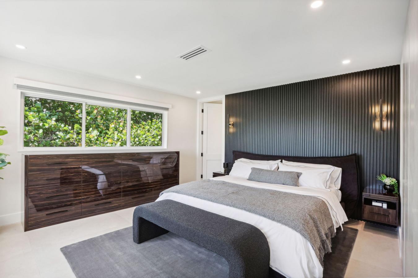 Highland Beach, Florida, 33487, United States, 2 Bedrooms Bedrooms, ,Residential,For Sale,1828839