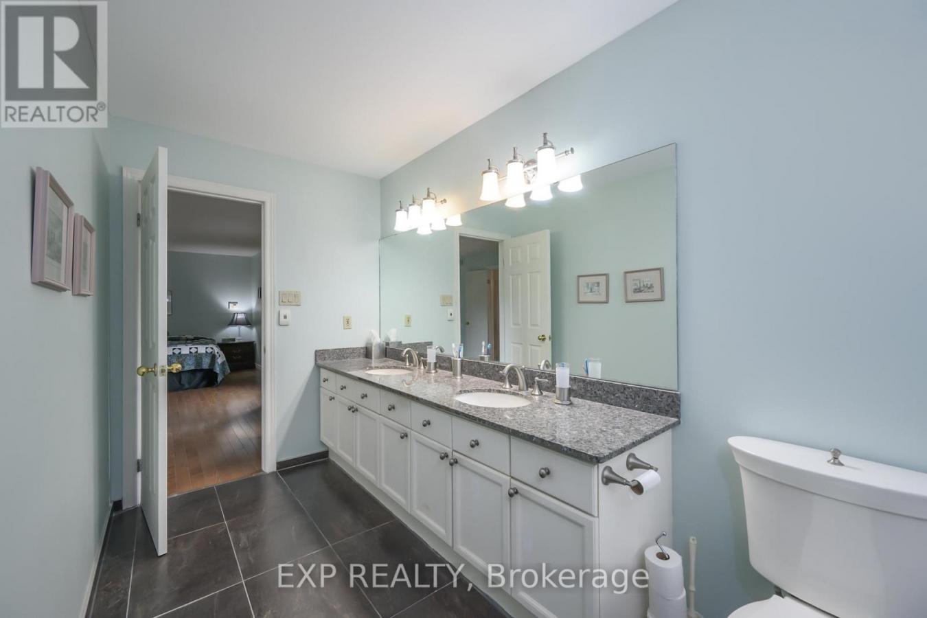 London North (North A), ON, N6G4W5, Canada, 5 Bedrooms Bedrooms, ,Residential,For Sale,1828838