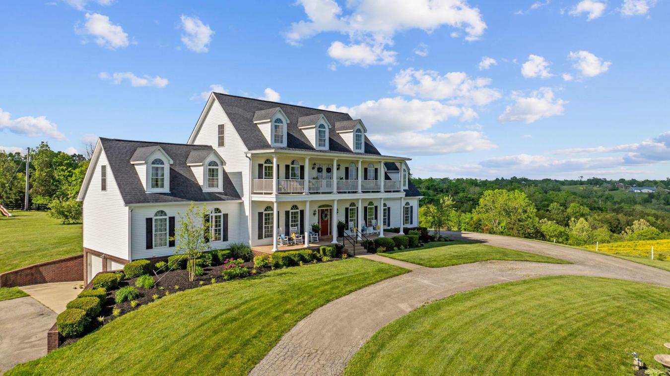Lawrenceburg, Kentucky, 40342, United States, 5 Bedrooms Bedrooms, ,3 BathroomsBathrooms,Residential,For Sale,1828837