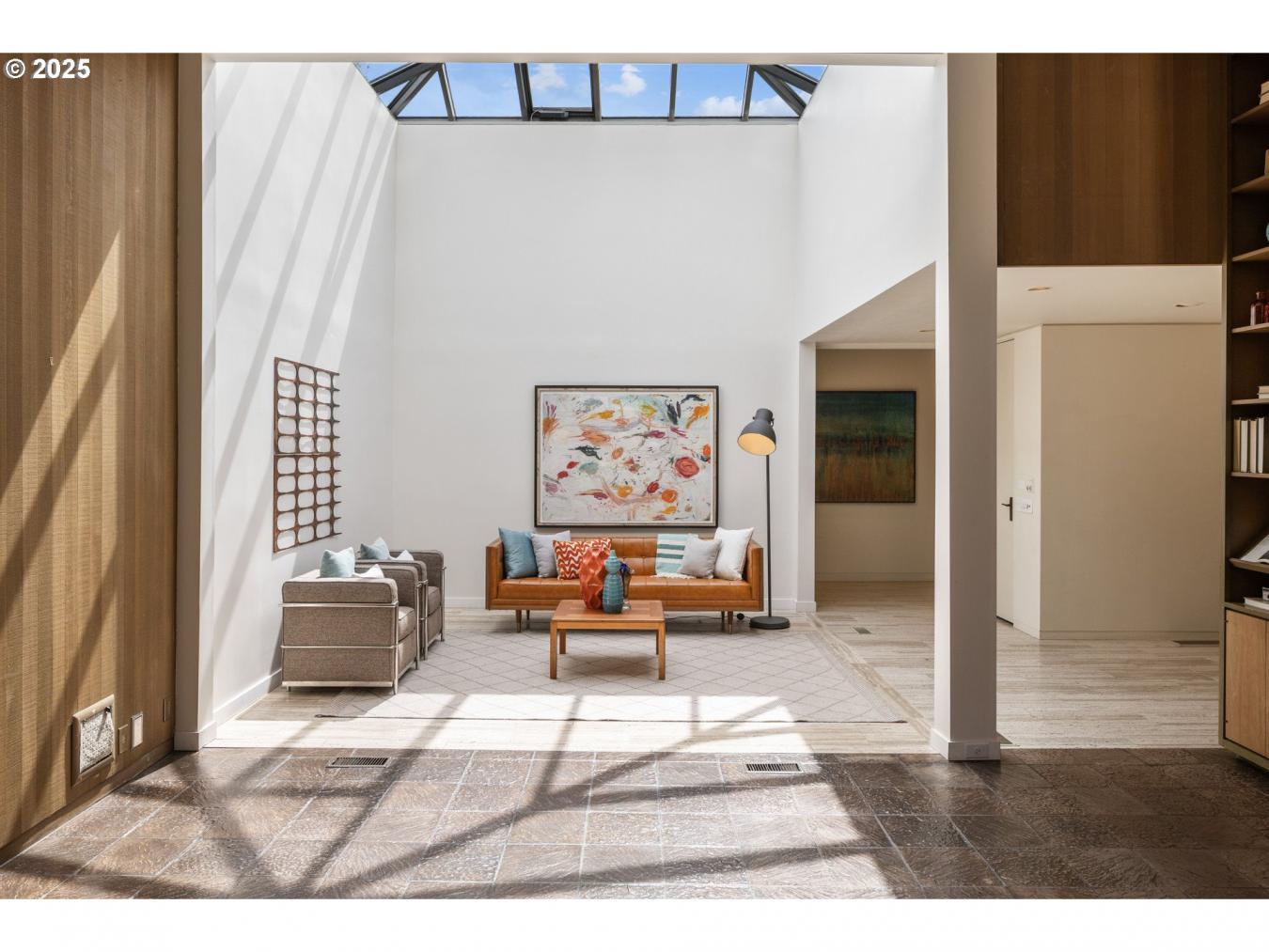 Portland, Oregon, 97221, United States, 7 Bedrooms Bedrooms, ,5 BathroomsBathrooms,Residential,For Sale,1828835