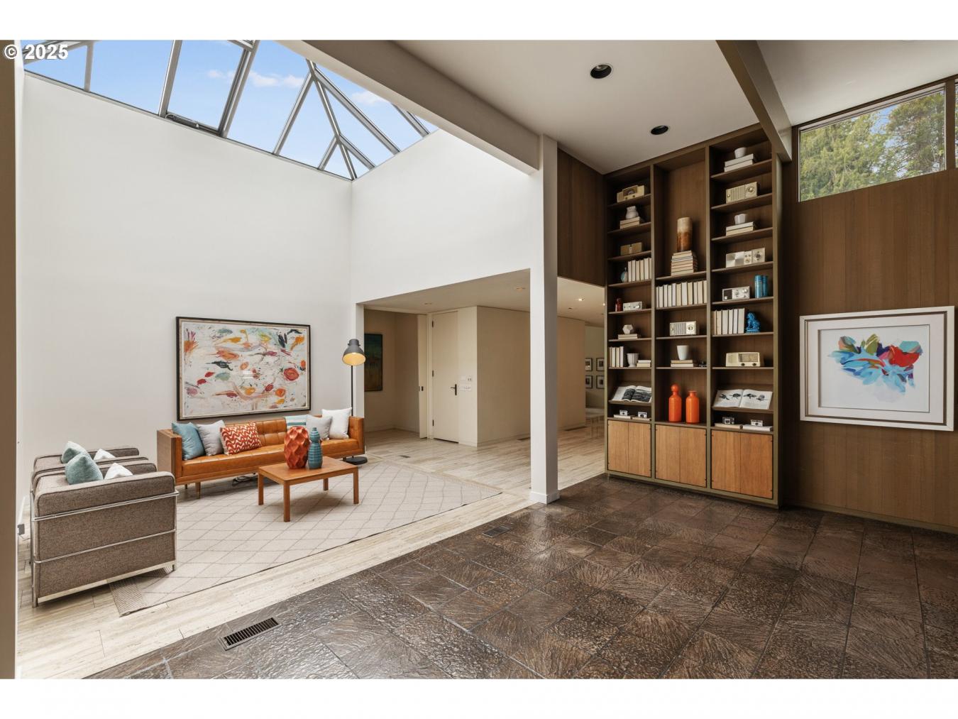 Portland, Oregon, 97221, United States, 7 Bedrooms Bedrooms, ,5 BathroomsBathrooms,Residential,For Sale,1828835