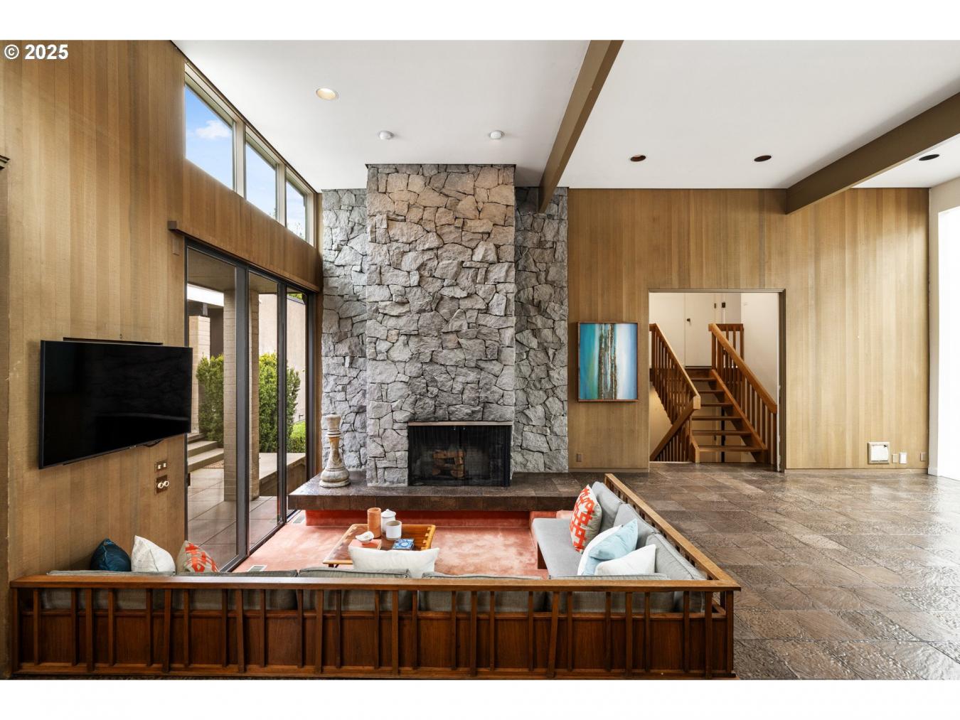 Portland, Oregon, 97221, United States, 7 Bedrooms Bedrooms, ,5 BathroomsBathrooms,Residential,For Sale,1828835
