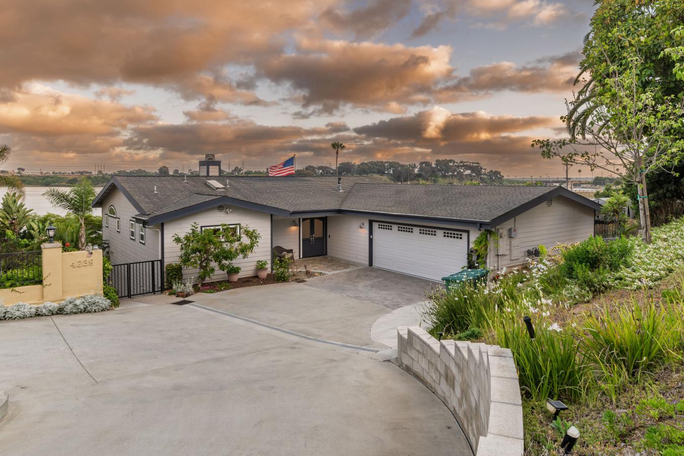 Carlsbad, San Diego, 92008, United States, 4 Bedrooms Bedrooms, ,2 BathroomsBathrooms,Residential,For Sale,1828833