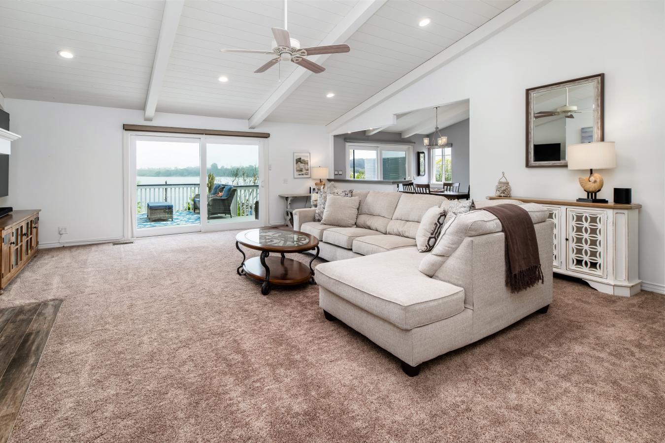 Carlsbad, San Diego, 92008, United States, 4 Bedrooms Bedrooms, ,2 BathroomsBathrooms,Residential,For Sale,1828833