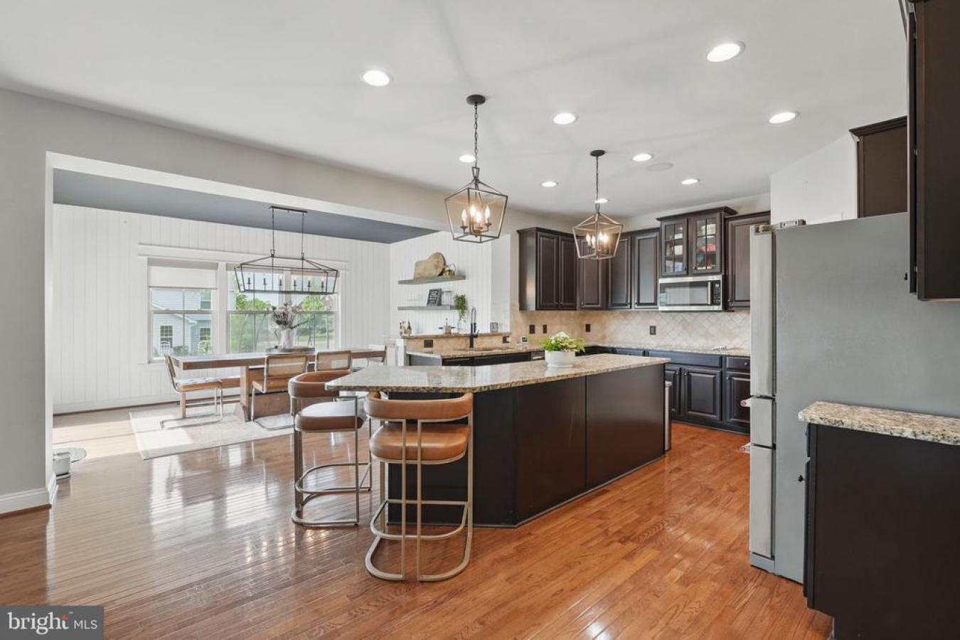Chantilly, Virginia, 20152, United States, 5 Bedrooms Bedrooms, ,3 BathroomsBathrooms,Residential,For Sale,1828829