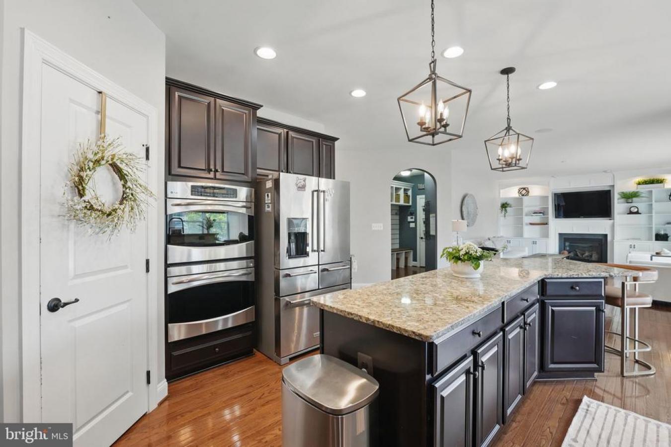 Chantilly, Virginia, 20152, United States, 5 Bedrooms Bedrooms, ,3 BathroomsBathrooms,Residential,For Sale,1828829