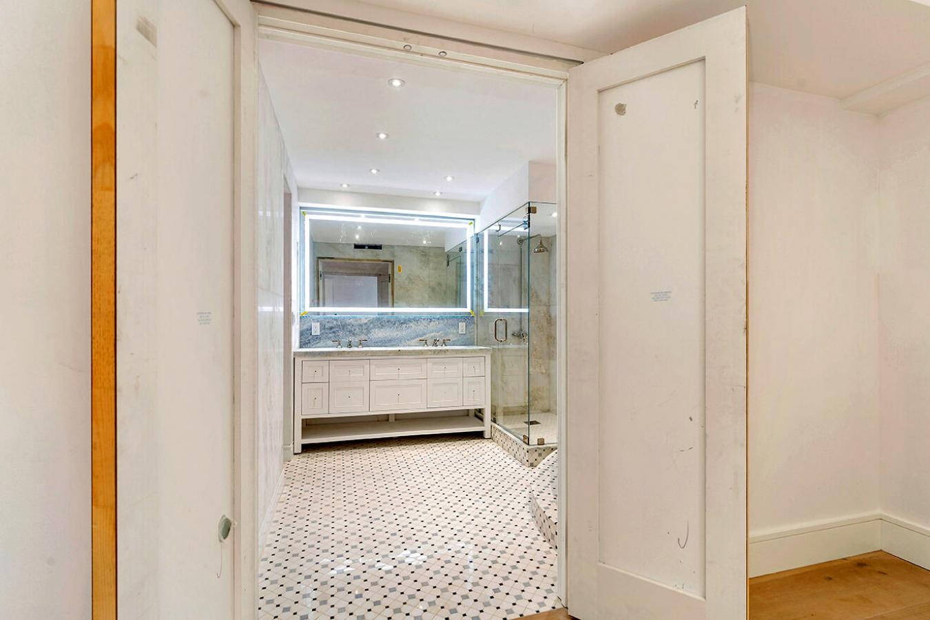 Palm Beach, Florida, 33480, United States, 3 Bedrooms Bedrooms, ,3 BathroomsBathrooms,Residential,For Sale,1824307