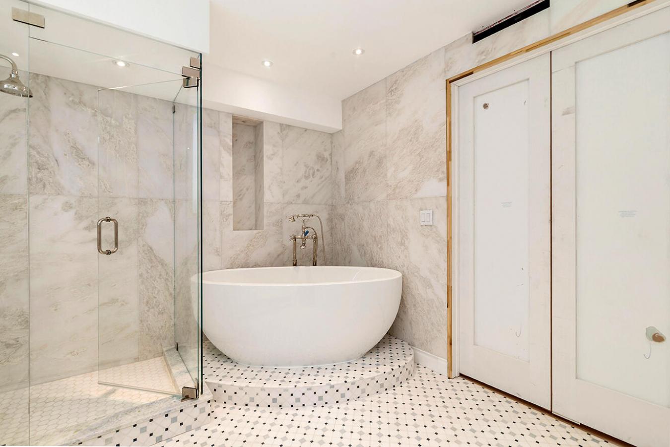 Palm Beach, Florida, 33480, United States, 3 Bedrooms Bedrooms, ,3 BathroomsBathrooms,Residential,For Sale,1824307