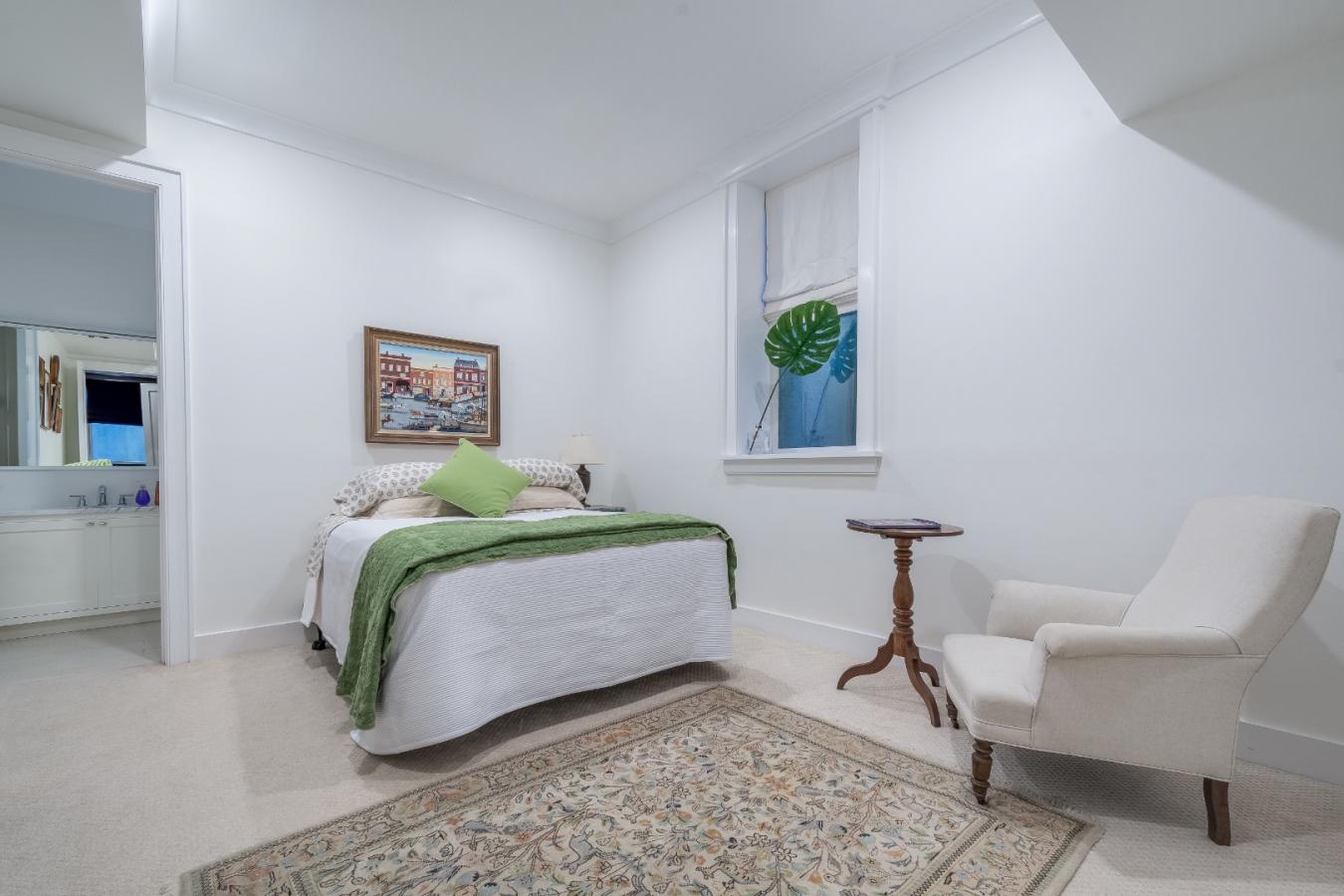 Village of East Hampton, New York, 11937, United States, 4 Bedrooms Bedrooms, ,5 BathroomsBathrooms,Residential,For Sale,1824306