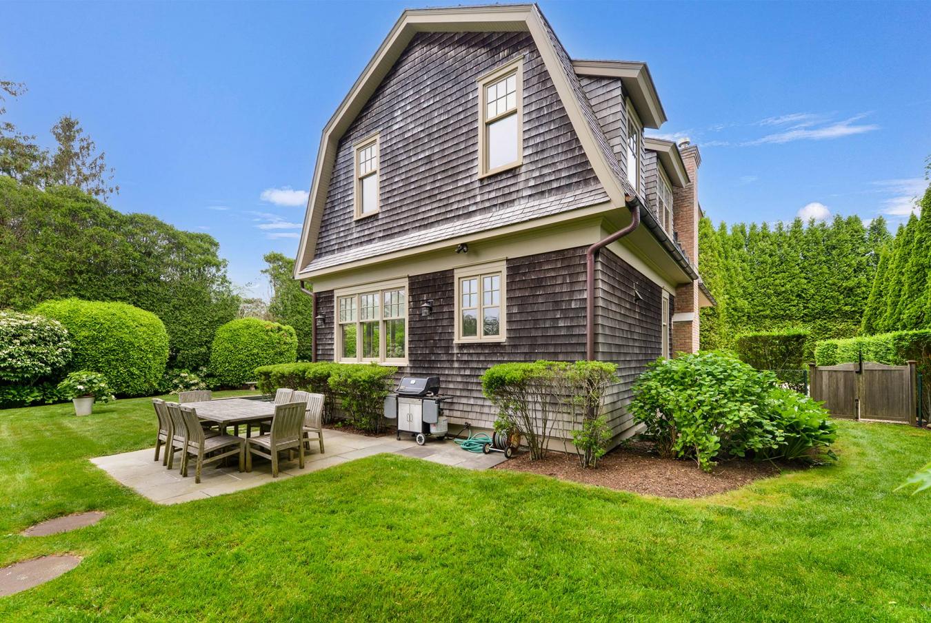 Village of East Hampton, New York, 11937, United States, 4 Bedrooms Bedrooms, ,5 BathroomsBathrooms,Residential,For Sale,1824306