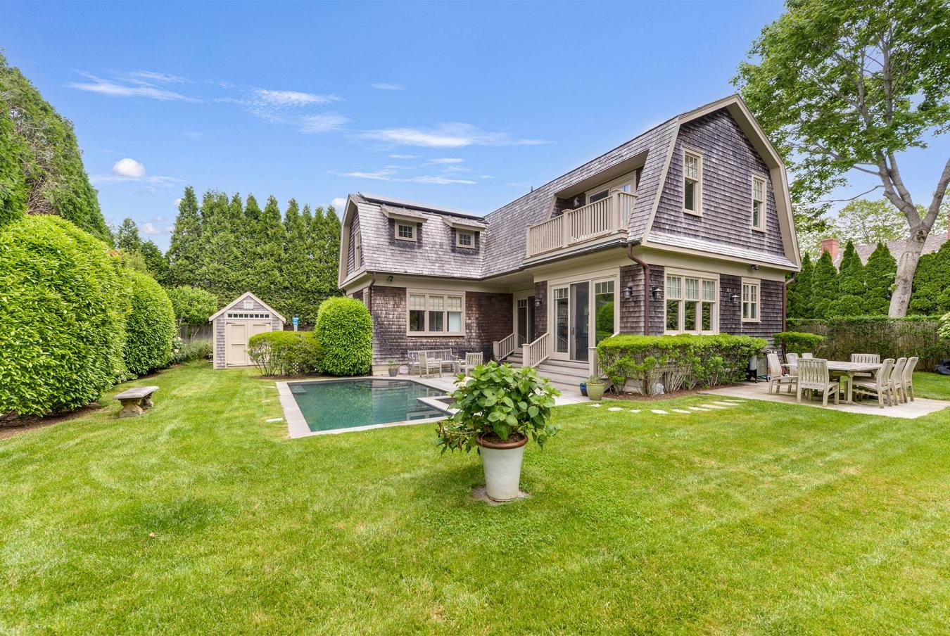 Village of East Hampton, New York, 11937, United States, 4 Bedrooms Bedrooms, ,5 BathroomsBathrooms,Residential,For Sale,1824306