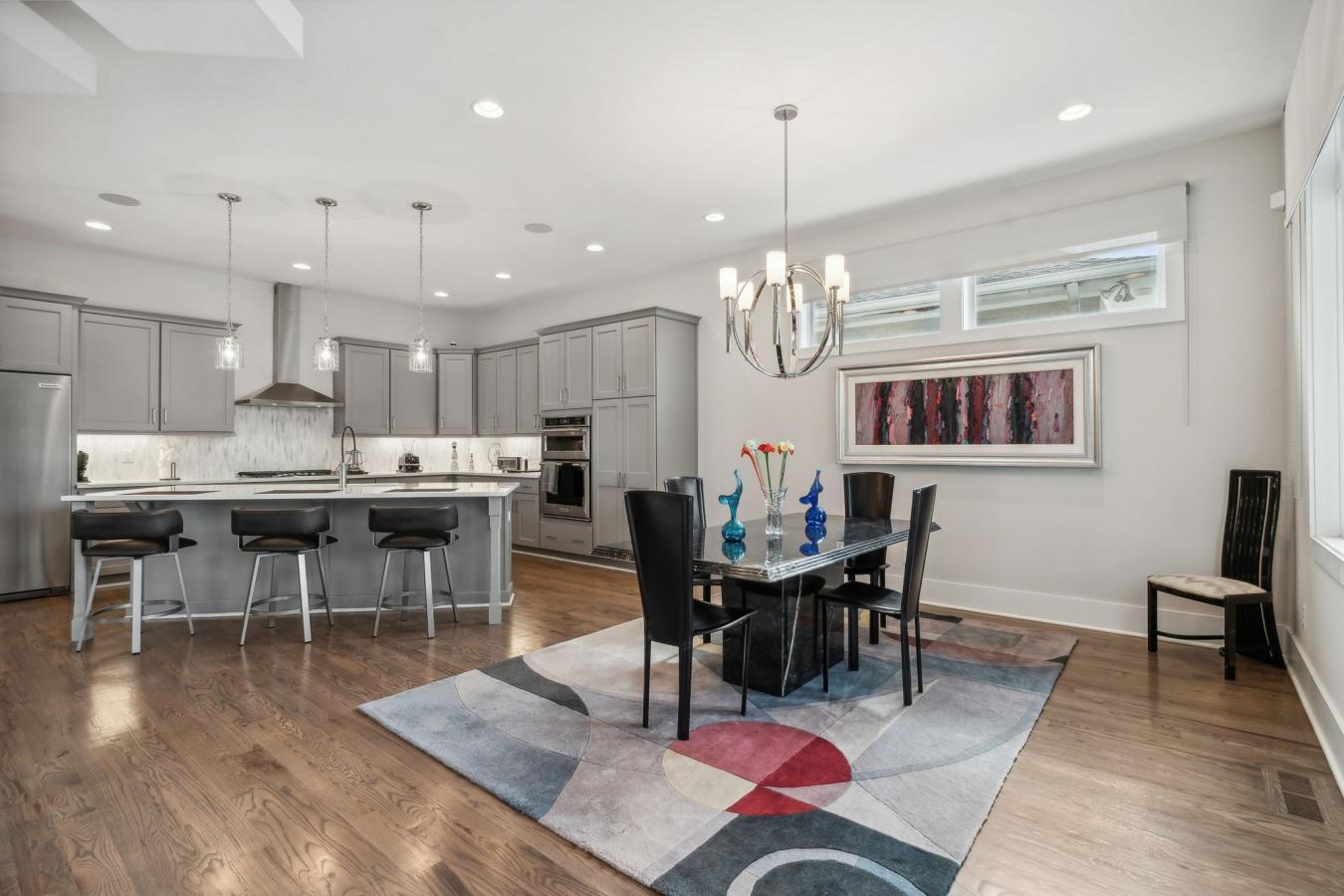 Nashville, Tennessee, 37203, United States, 4 Bedrooms Bedrooms, ,3 BathroomsBathrooms,Residential,For Sale,1824298
