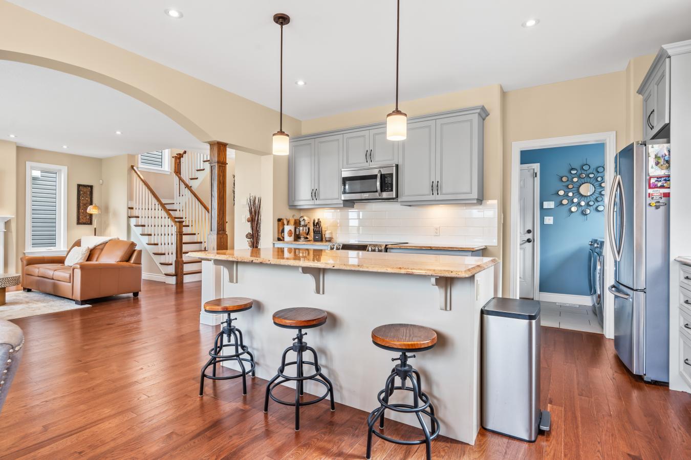 Kingston, Frontenac, K7M 0C9, Canada, 4 Bedrooms Bedrooms, ,3 BathroomsBathrooms,Residential,For Sale,1828825