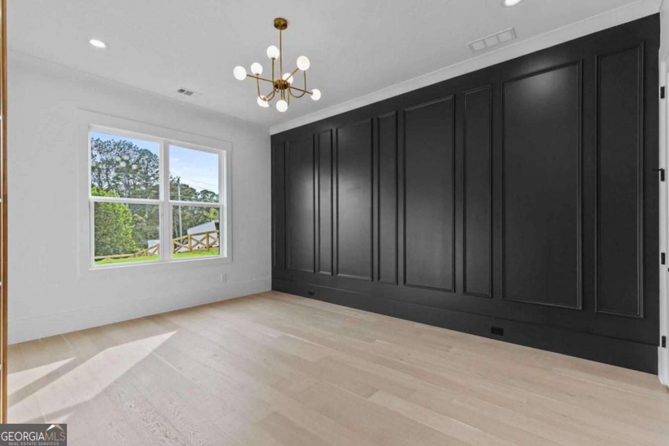 Braselton, Georgia, 30517, United States, 5 Bedrooms Bedrooms, ,4 BathroomsBathrooms,Residential,For Sale,1828822