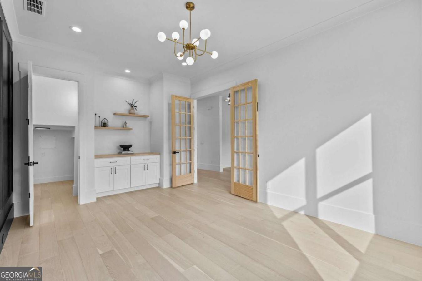 Braselton, Georgia, 30517, United States, 5 Bedrooms Bedrooms, ,4 BathroomsBathrooms,Residential,For Sale,1828822