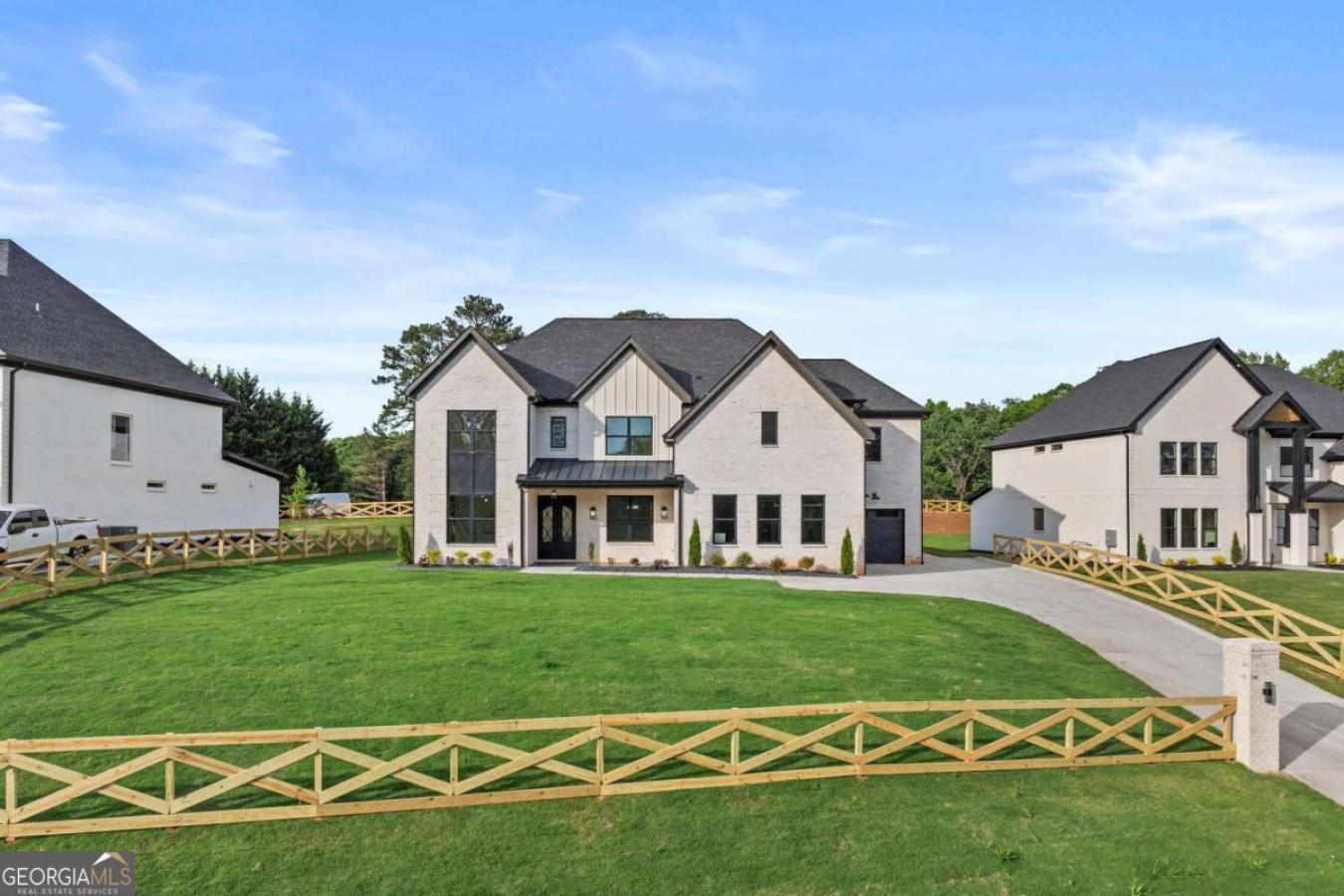 Braselton, Georgia, 30517, United States, 5 Bedrooms Bedrooms, ,4 BathroomsBathrooms,Residential,For Sale,1828822