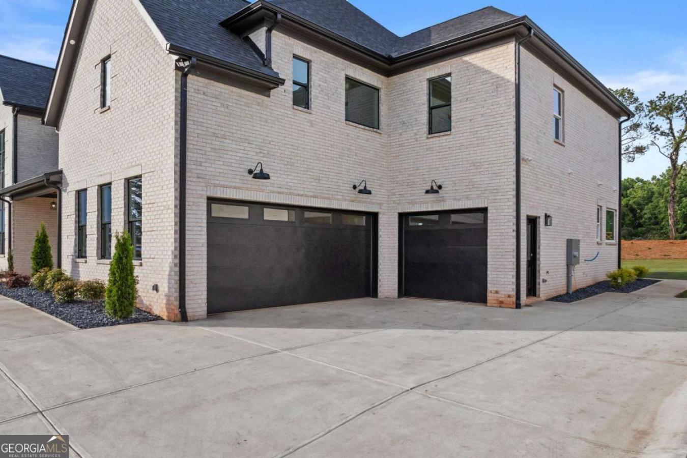 Braselton, Georgia, 30517, United States, 5 Bedrooms Bedrooms, ,4 BathroomsBathrooms,Residential,For Sale,1828822