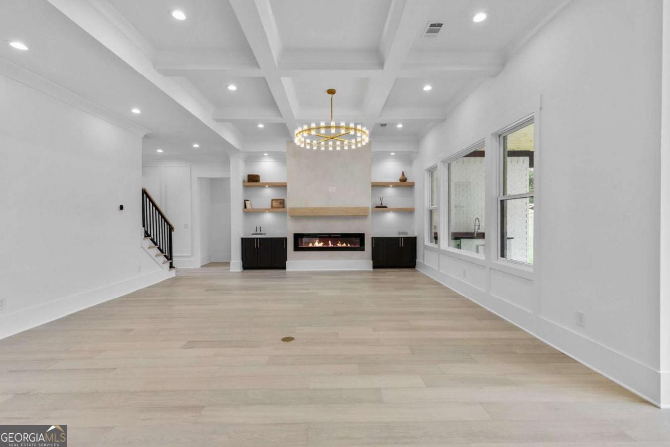 Braselton, Georgia, 30517, United States, 5 Bedrooms Bedrooms, ,4 BathroomsBathrooms,Residential,For Sale,1828821