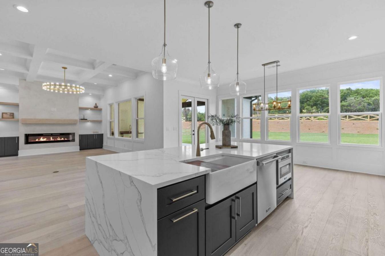 Braselton, Georgia, 30517, United States, 5 Bedrooms Bedrooms, ,4 BathroomsBathrooms,Residential,For Sale,1828821