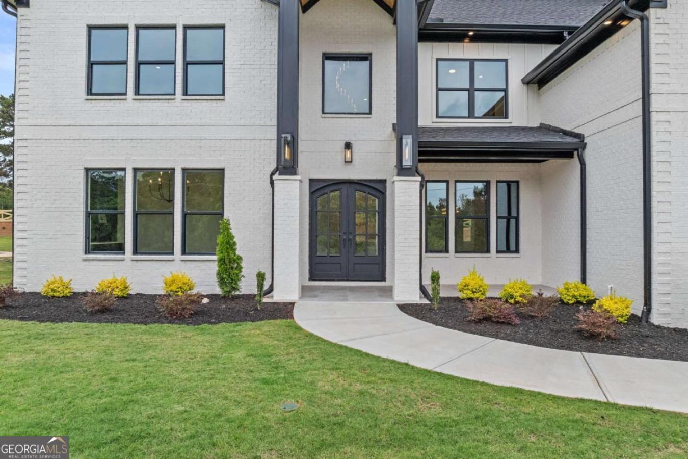 Braselton, Georgia, 30517, United States, 5 Bedrooms Bedrooms, ,4 BathroomsBathrooms,Residential,For Sale,1828821