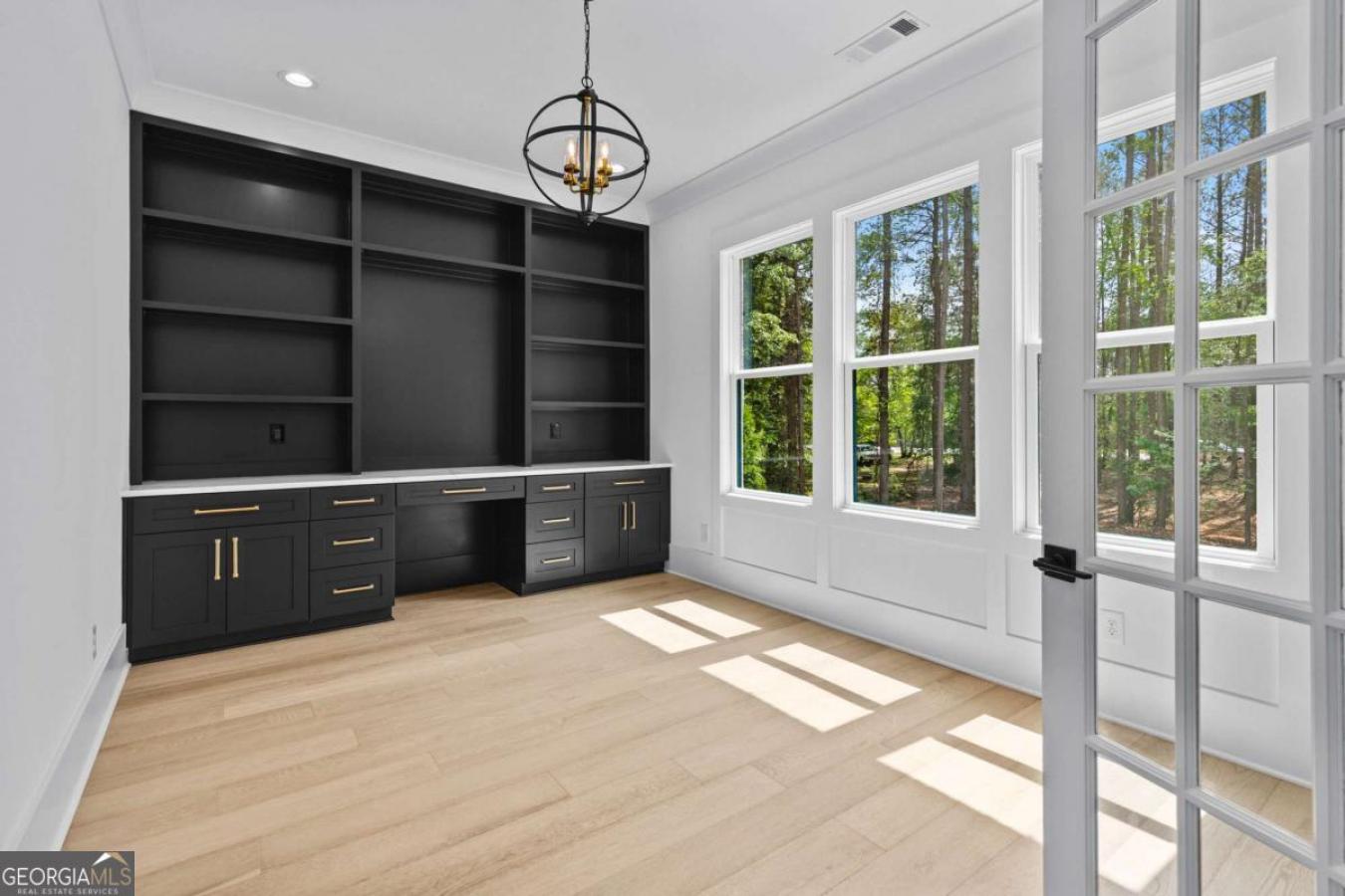Auburn, Georgia, 30011, United States, 5 Bedrooms Bedrooms, ,5 BathroomsBathrooms,Residential,For Sale,1828820