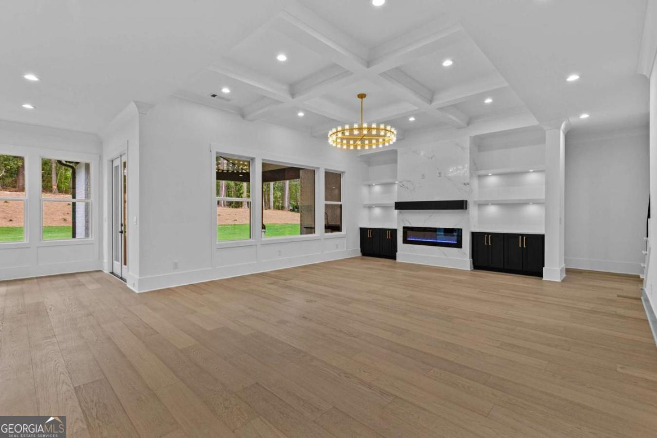 Auburn, Georgia, 30011, United States, 5 Bedrooms Bedrooms, ,5 BathroomsBathrooms,Residential,For Sale,1828820