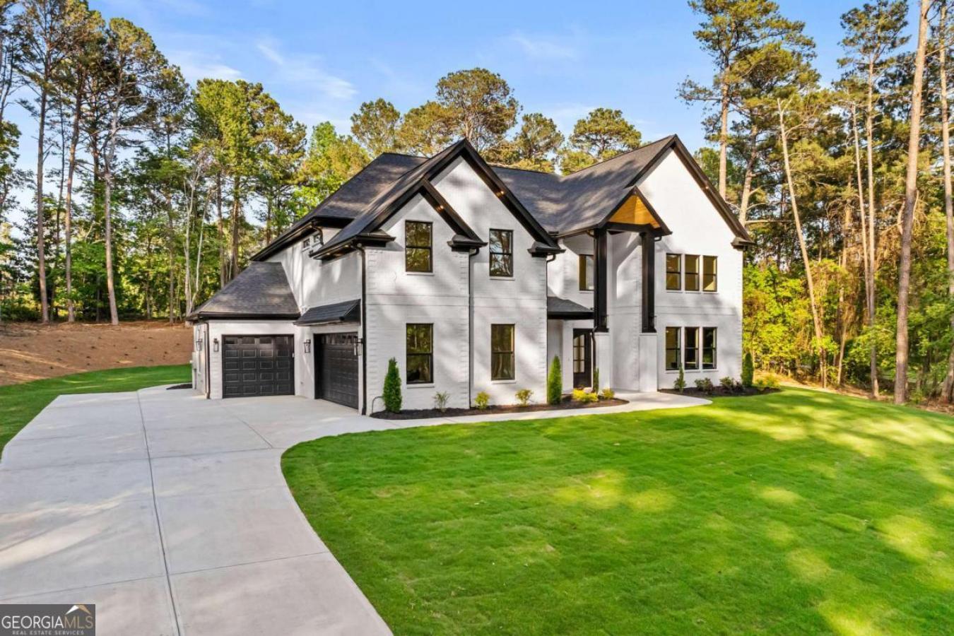 Auburn, Georgia, 30011, United States, 5 Bedrooms Bedrooms, ,5 BathroomsBathrooms,Residential,For Sale,1828820