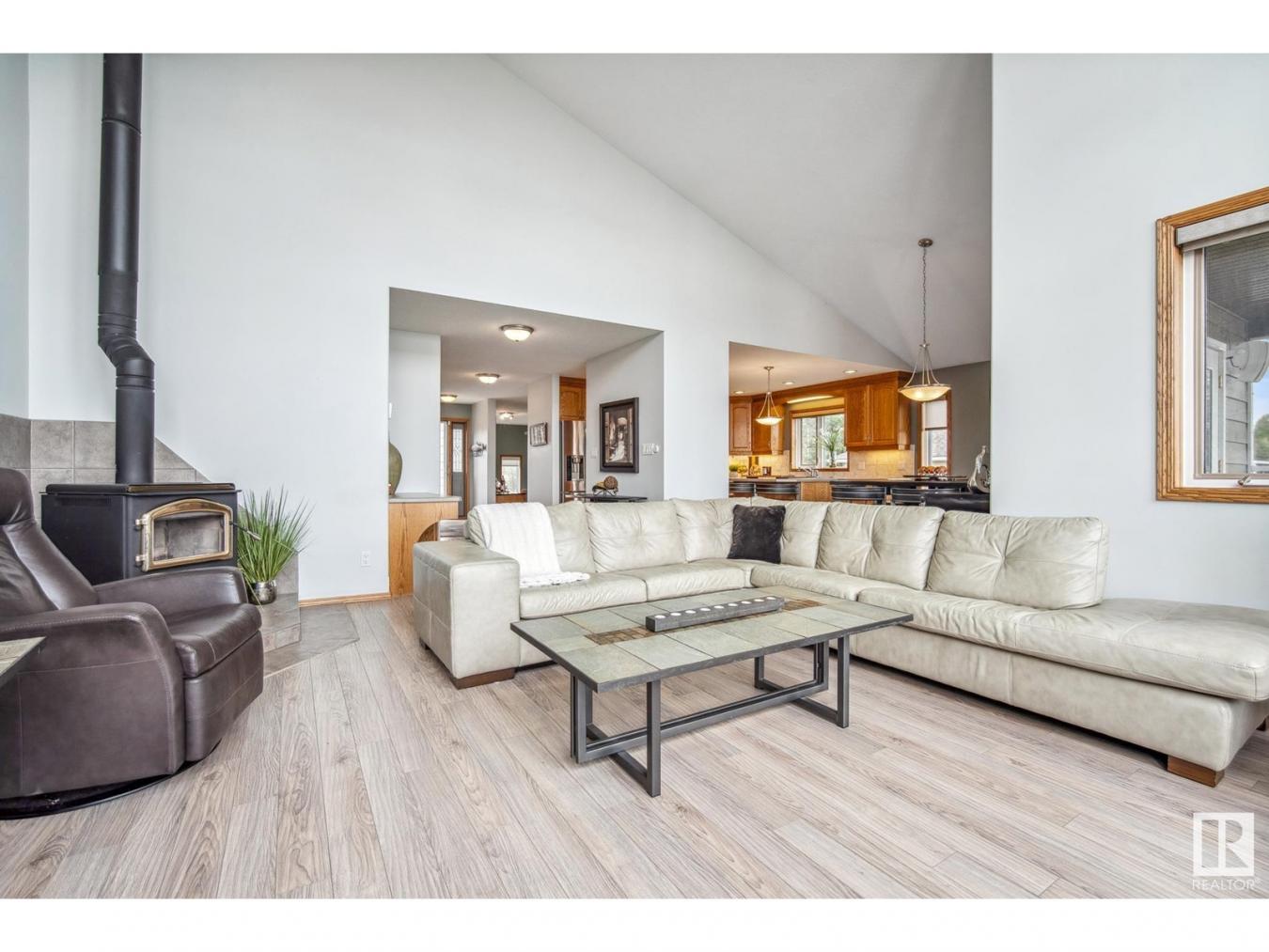 Rural Leduc County, AB, T0C2V0, Canada, 7 Bedrooms Bedrooms, ,3 BathroomsBathrooms,Residential,For Sale,1828818