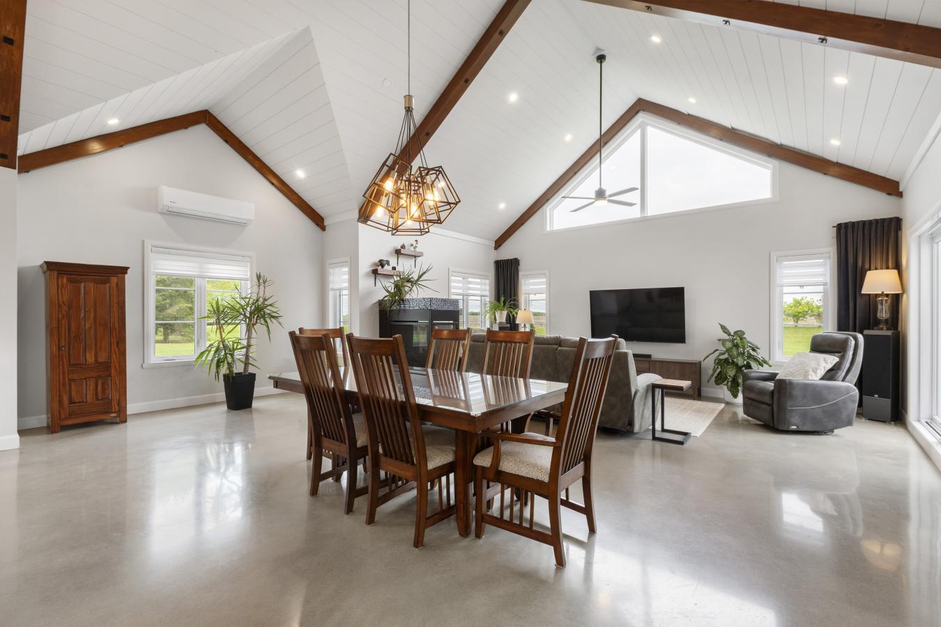 St-Jean-Baptiste, QC, J0L 2B0, Canada, 4 Bedrooms Bedrooms, ,2 BathroomsBathrooms,Residential,For Sale,1828817