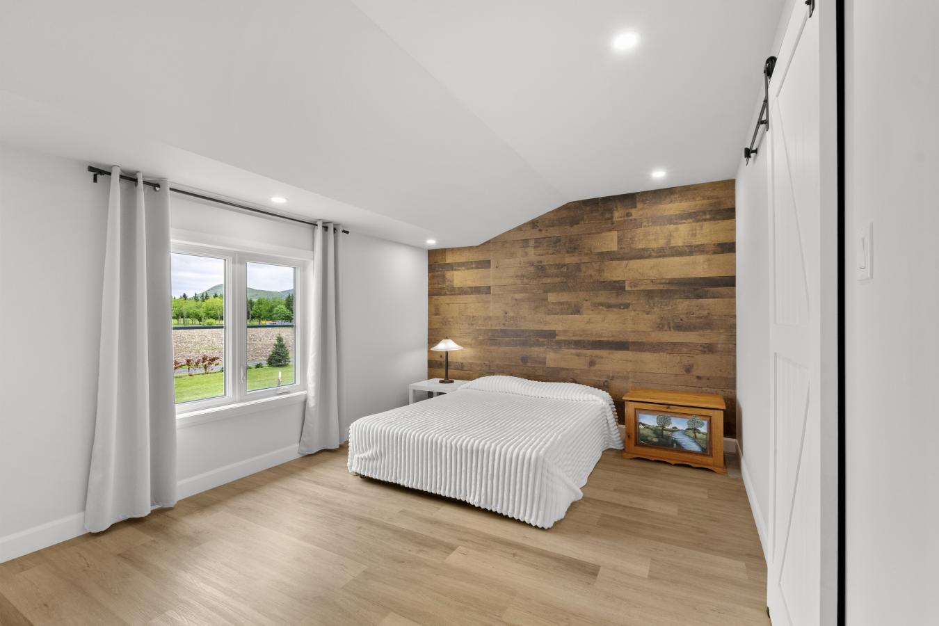 St-Jean-Baptiste, QC, J0L 2B0, Canada, 4 Bedrooms Bedrooms, ,2 BathroomsBathrooms,Residential,For Sale,1828817