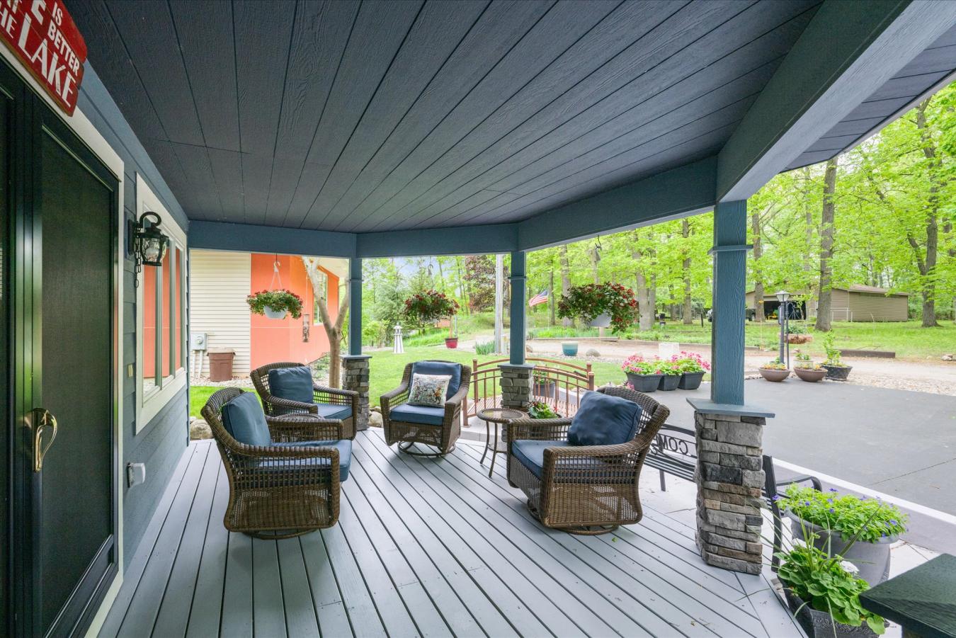 Brooklyn, Michigan, 49230, United States, 5 Bedrooms Bedrooms, ,3 BathroomsBathrooms,Residential,For Sale,1824295