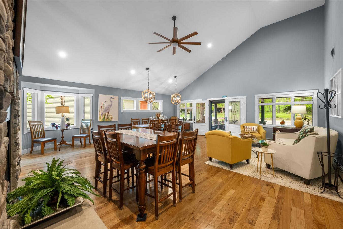 Brooklyn, Michigan, 49230, United States, 5 Bedrooms Bedrooms, ,3 BathroomsBathrooms,Residential,For Sale,1824295