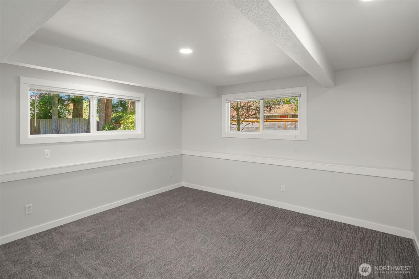 Kirkland, Washington, 98034, United States, 3 Bedrooms Bedrooms, ,1 BathroomBathrooms,Residential,For Sale,1828815