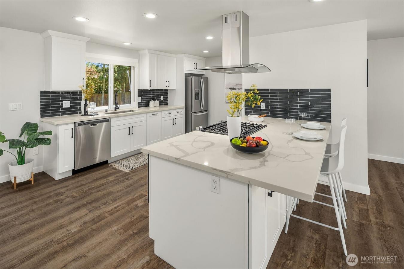 Kirkland, Washington, 98034, United States, 3 Bedrooms Bedrooms, ,1 BathroomBathrooms,Residential,For Sale,1828815