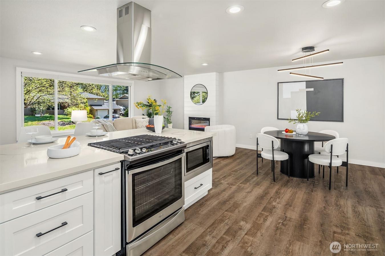 Kirkland, Washington, 98034, United States, 3 Bedrooms Bedrooms, ,1 BathroomBathrooms,Residential,For Sale,1828815
