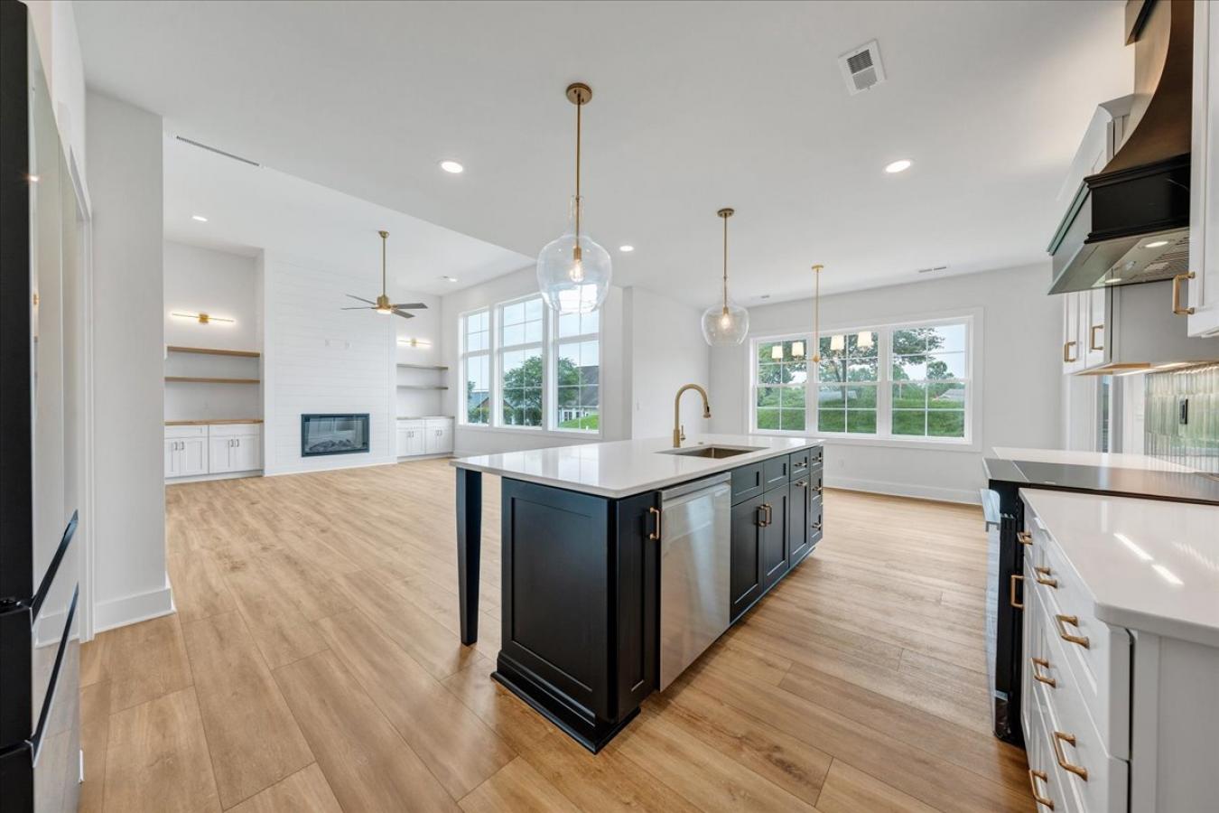 Huddleston, Bedford, 24104, United States, 3 Bedrooms Bedrooms, ,2 BathroomsBathrooms,Residential,For Sale,1828814