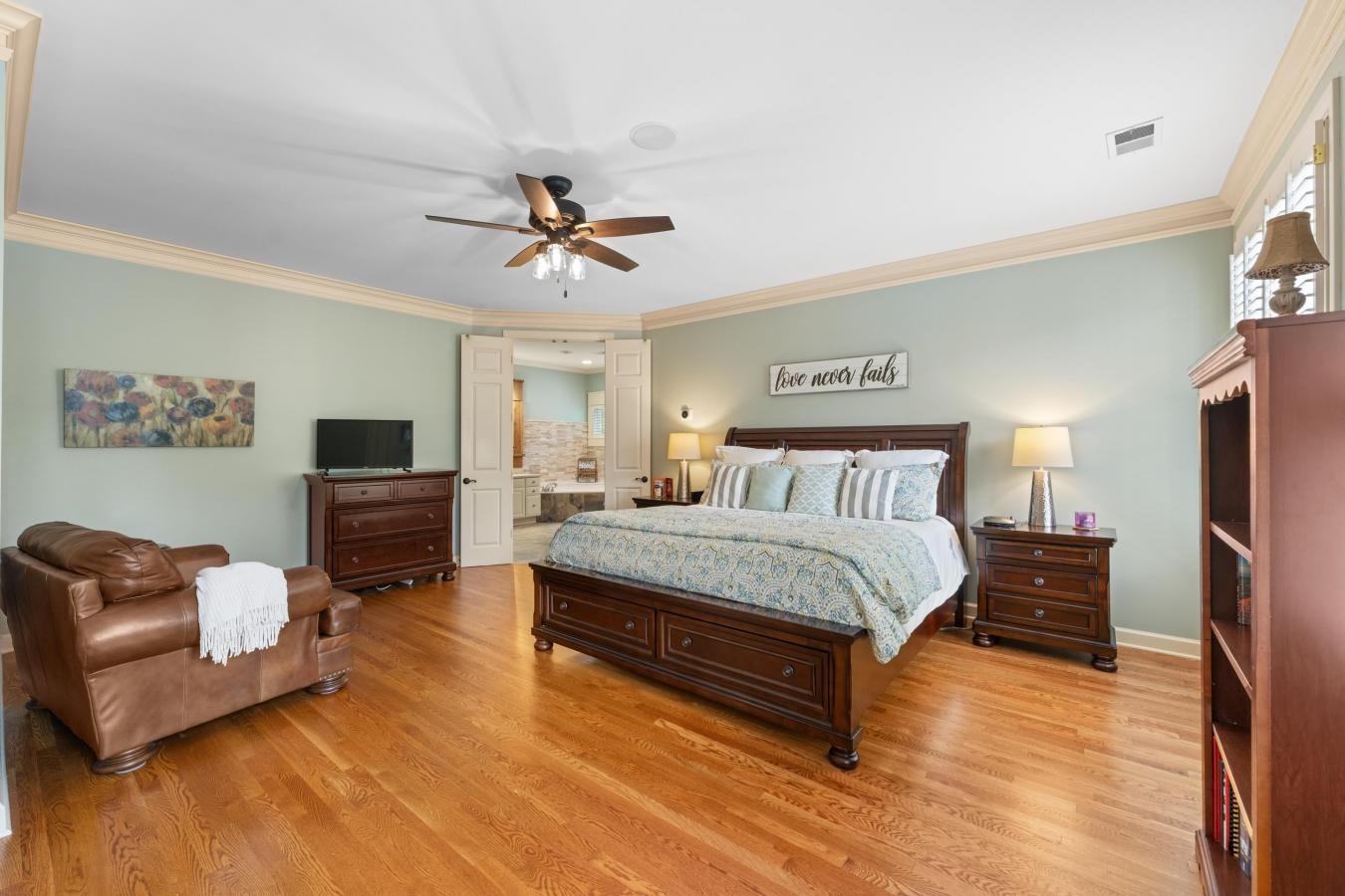Germantown, Tennessee, 38139, United States, 5 Bedrooms Bedrooms, ,4 BathroomsBathrooms,Residential,For Sale,1828806