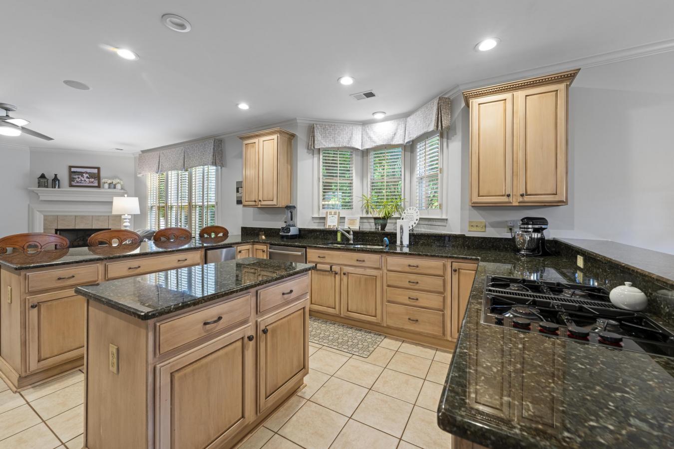 Germantown, Tennessee, 38139, United States, 5 Bedrooms Bedrooms, ,4 BathroomsBathrooms,Residential,For Sale,1828806