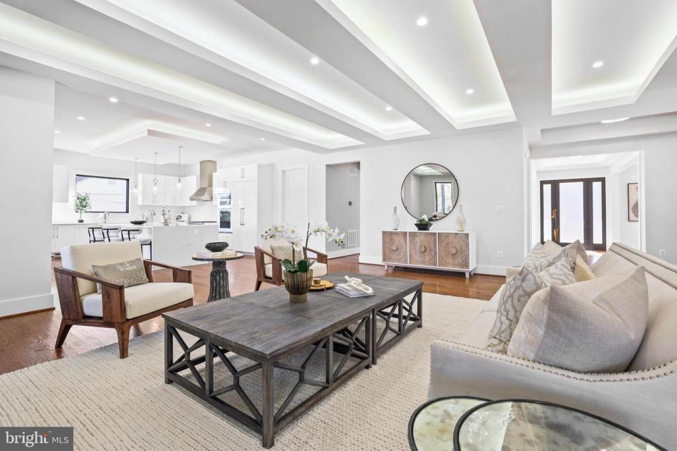 FALLS CHURCH, Virginia, 22043, United States, 8 Bedrooms Bedrooms, ,6 BathroomsBathrooms,Residential,For Sale,1828803