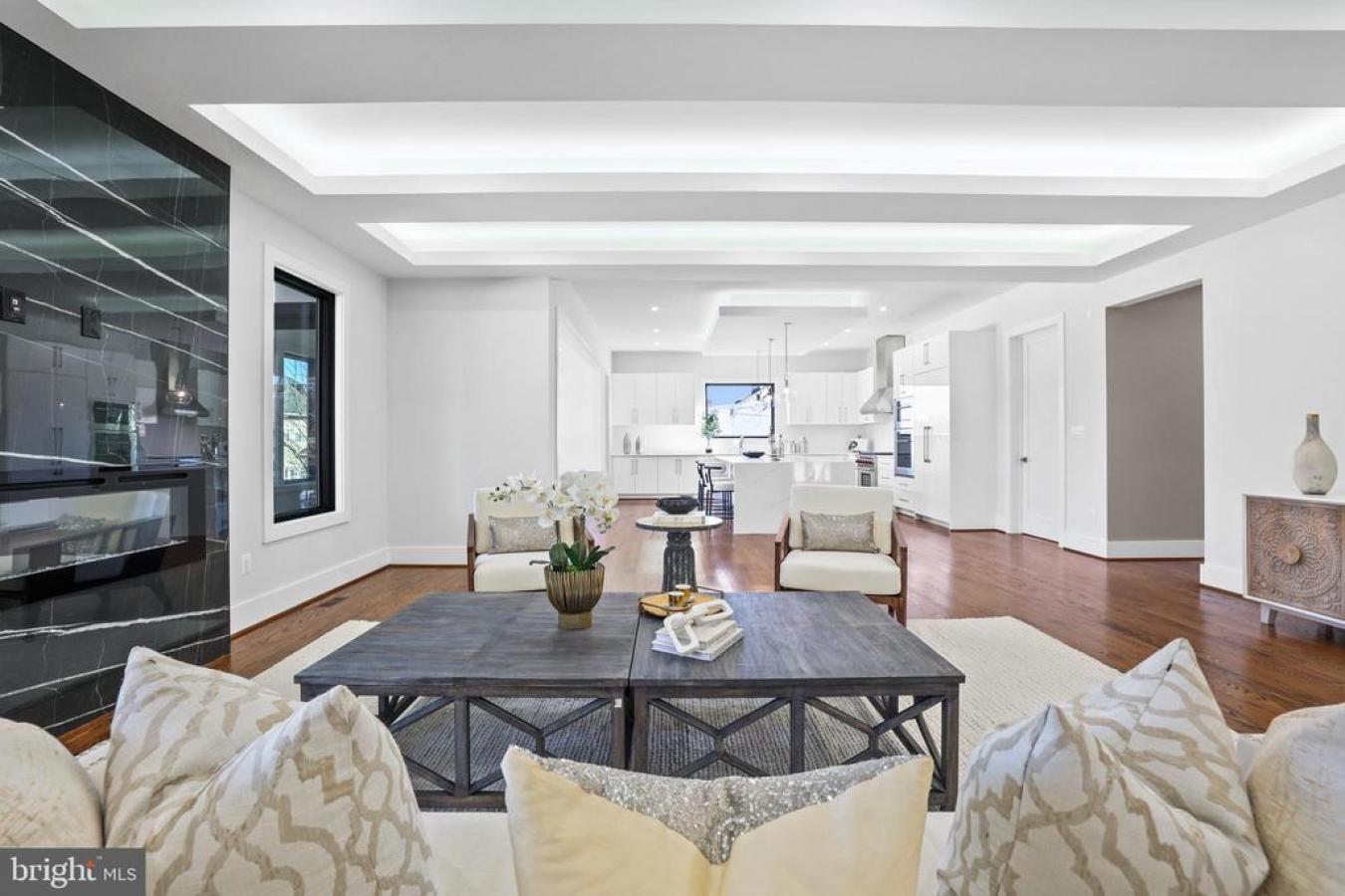 FALLS CHURCH, Virginia, 22043, United States, 8 Bedrooms Bedrooms, ,6 BathroomsBathrooms,Residential,For Sale,1828803