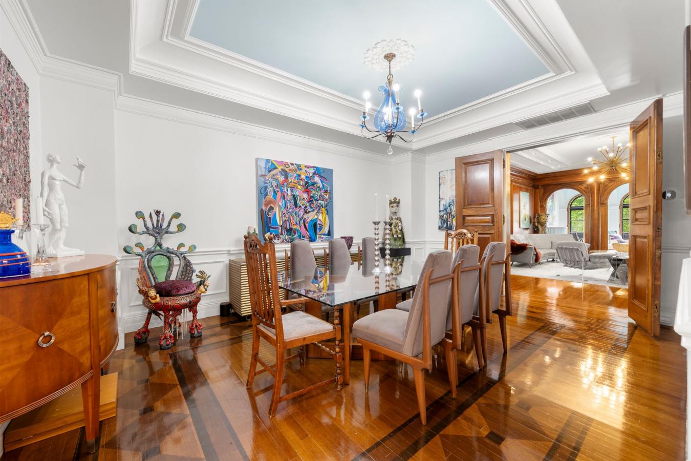 Boston, Massachusetts, 02116, United States, 2 Bedrooms Bedrooms, ,2 BathroomsBathrooms,Residential,For Sale,1829790