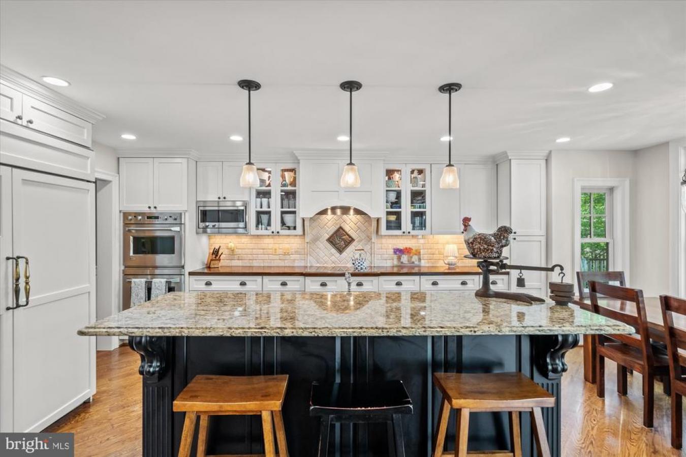Arlington, Virginia, 22207, United States, 4 Bedrooms Bedrooms, ,5 BathroomsBathrooms,Residential,For Sale,1829789