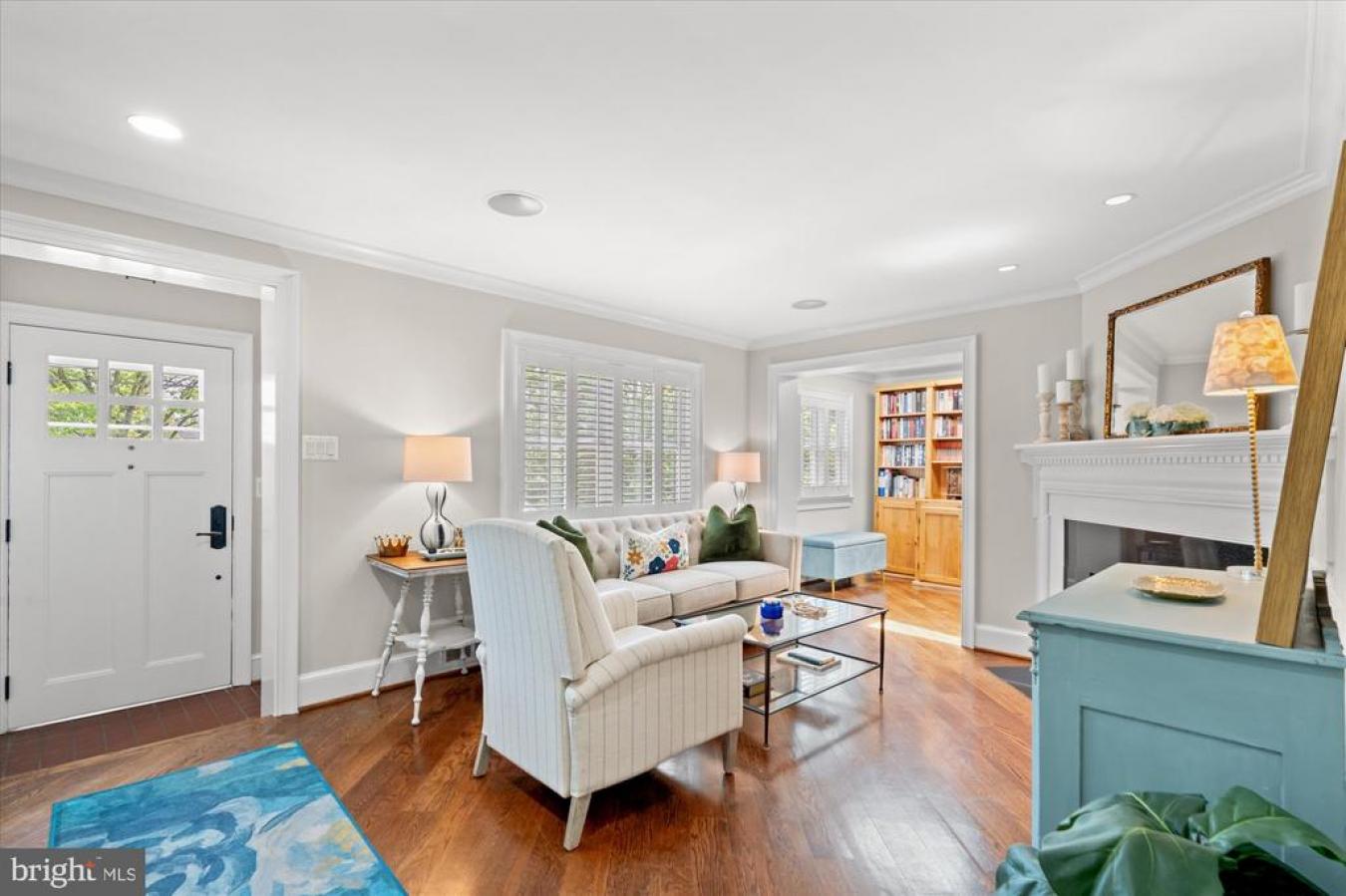 Arlington, Virginia, 22207, United States, 4 Bedrooms Bedrooms, ,5 BathroomsBathrooms,Residential,For Sale,1829789