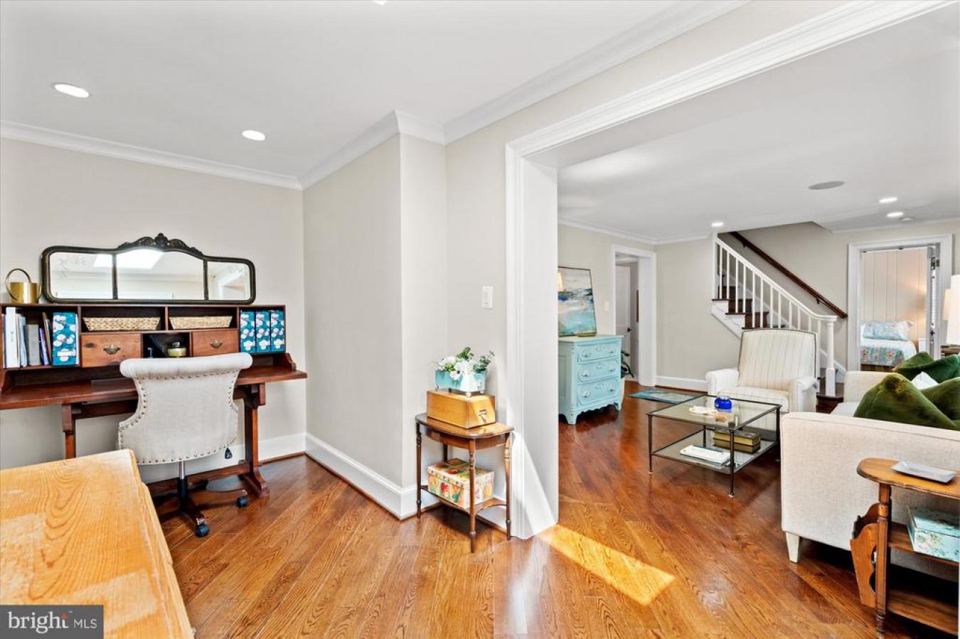 Arlington, Virginia, 22207, United States, 4 Bedrooms Bedrooms, ,5 BathroomsBathrooms,Residential,For Sale,1829789