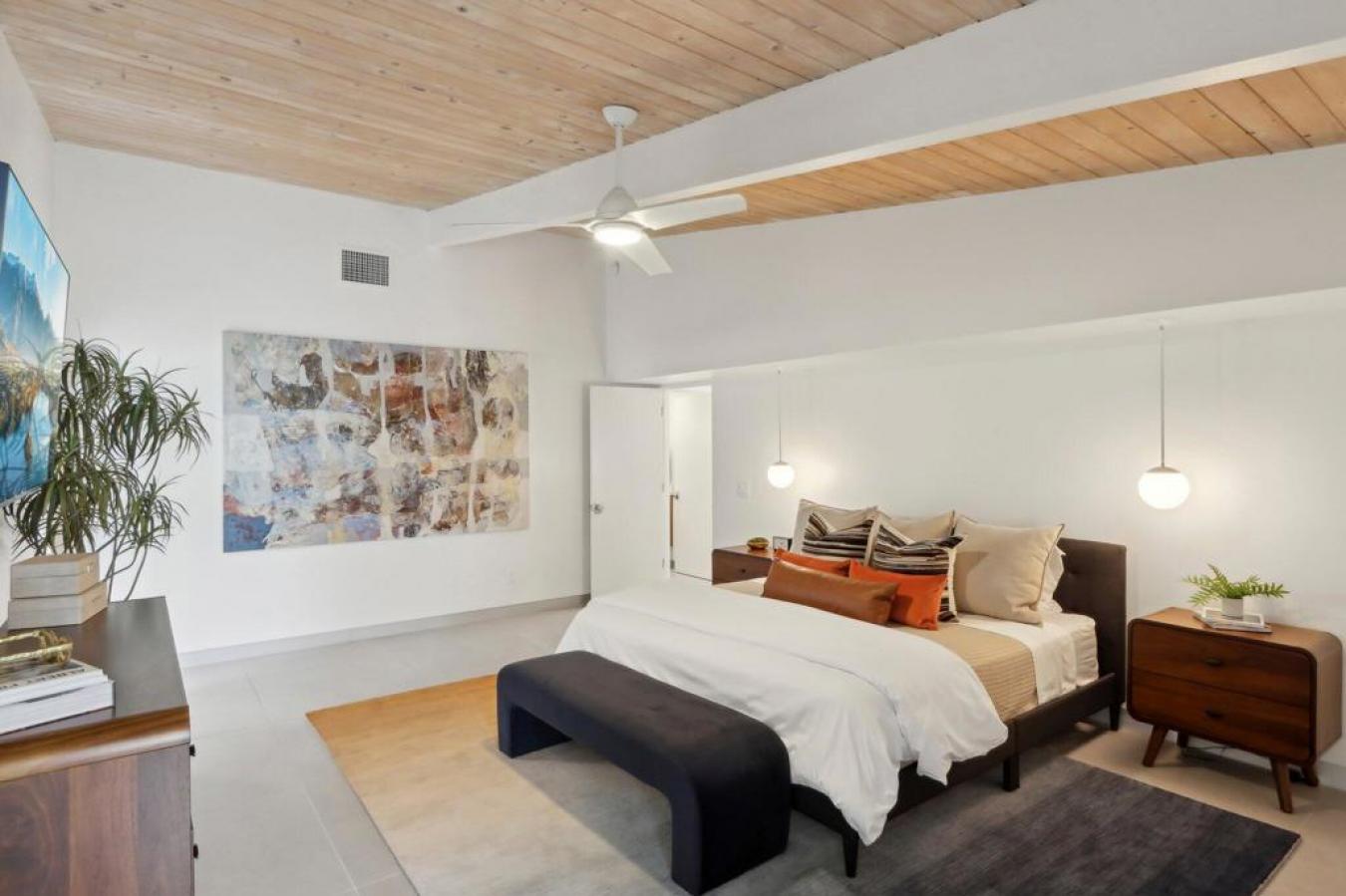 Palm Springs, California, 92262, United States, 3 Bedrooms Bedrooms, ,4 BathroomsBathrooms,Residential,For Sale,1829787