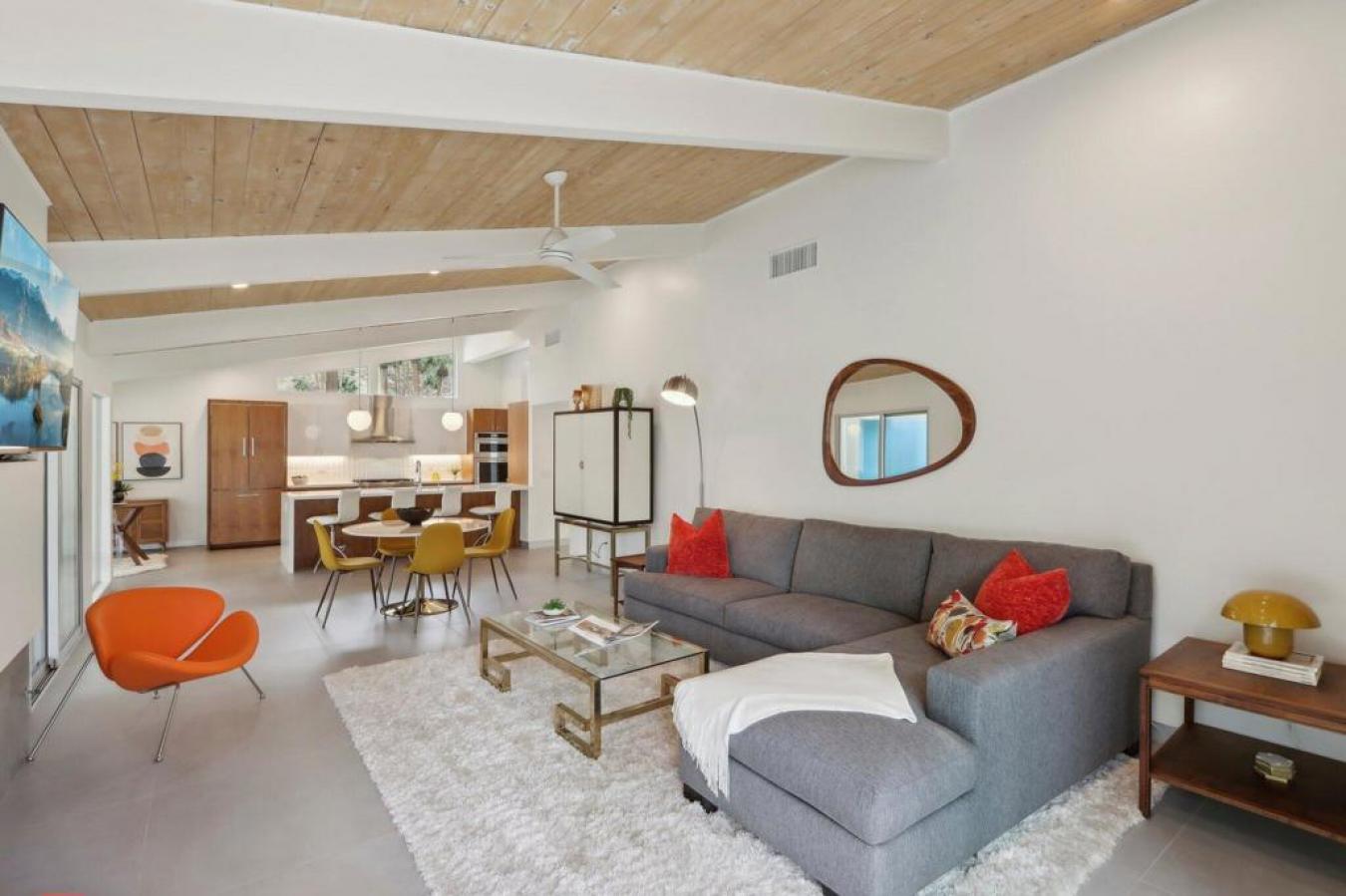 Palm Springs, California, 92262, United States, 3 Bedrooms Bedrooms, ,4 BathroomsBathrooms,Residential,For Sale,1829787