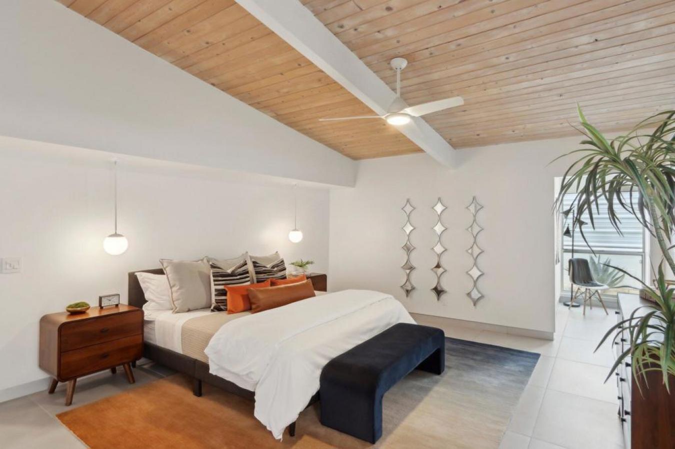 Palm Springs, California, 92262, United States, 3 Bedrooms Bedrooms, ,4 BathroomsBathrooms,Residential,For Sale,1829787