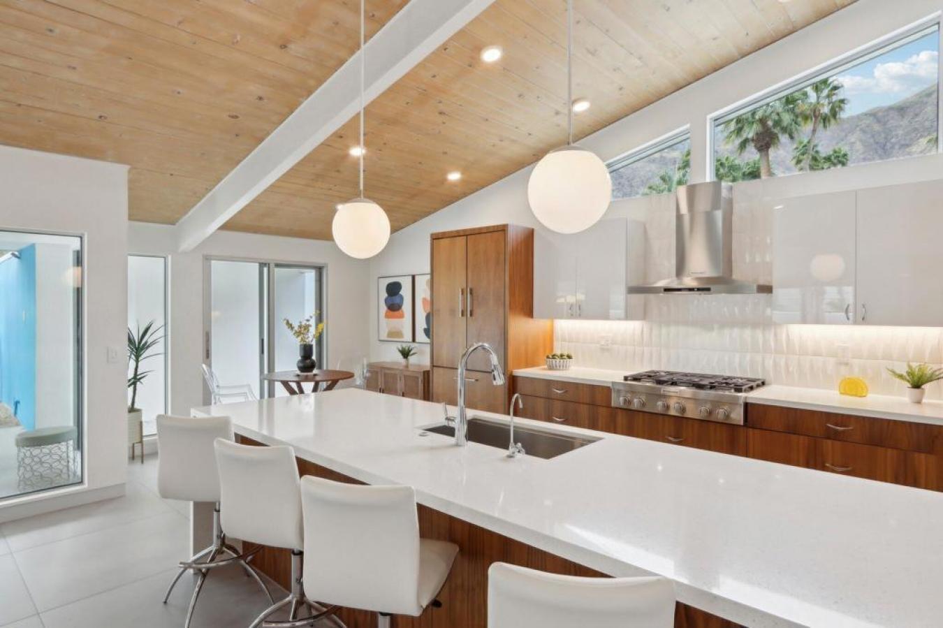 Palm Springs, California, 92262, United States, 3 Bedrooms Bedrooms, ,4 BathroomsBathrooms,Residential,For Sale,1829787