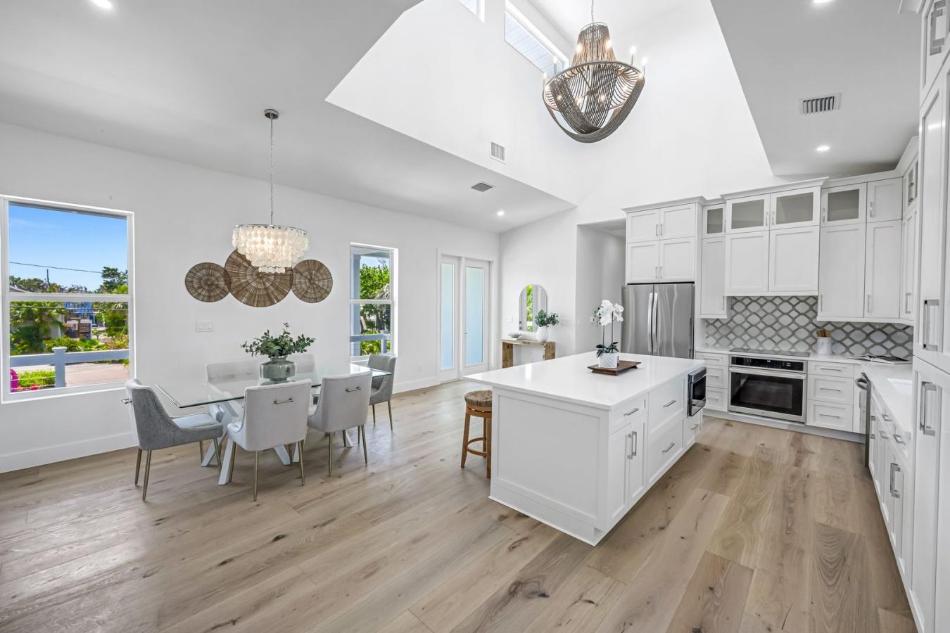 Sanibel, Lee, 33957, United States, 3 Bedrooms Bedrooms, ,2 BathroomsBathrooms,Residential,For Sale,1824293