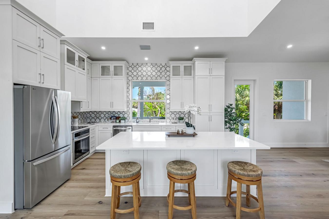 Sanibel, Lee, 33957, United States, 3 Bedrooms Bedrooms, ,2 BathroomsBathrooms,Residential,For Sale,1824293